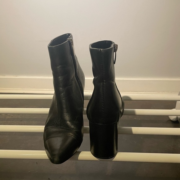 STEVE MADDEN Heeled Black Ankle Boots - Picture 2 of 6